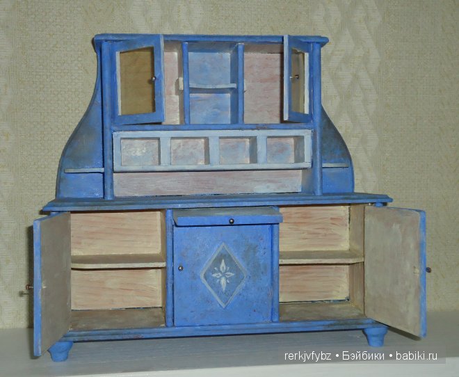 Восстанавливаем немецкий кукольный буфет