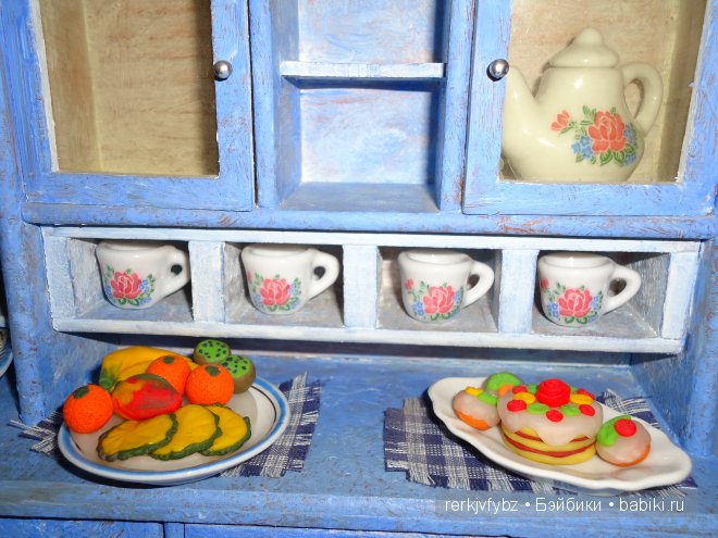Восстанавливаем немецкий кукольный буфет (фото 2)