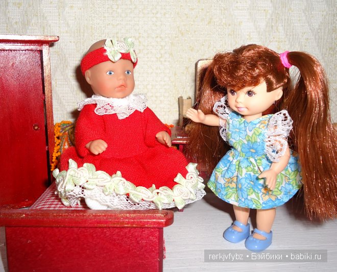 Мал-мала-меньше...или кукольный мир в миниатюре