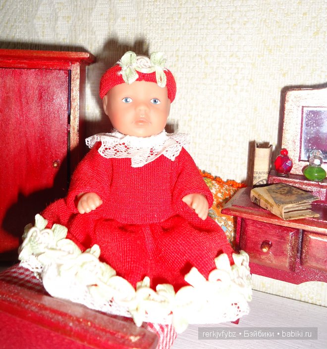 Мал-мала-меньше...или кукольный мир в миниатюре