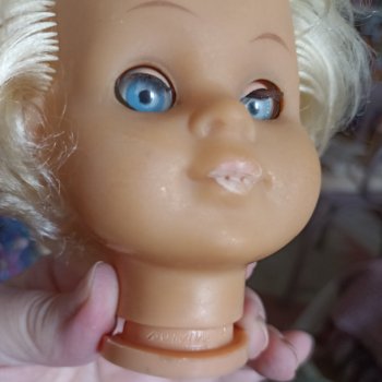 Помогите опознать куклу ГДР