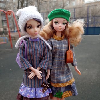 Хорошо гулять, когда становится теплее)