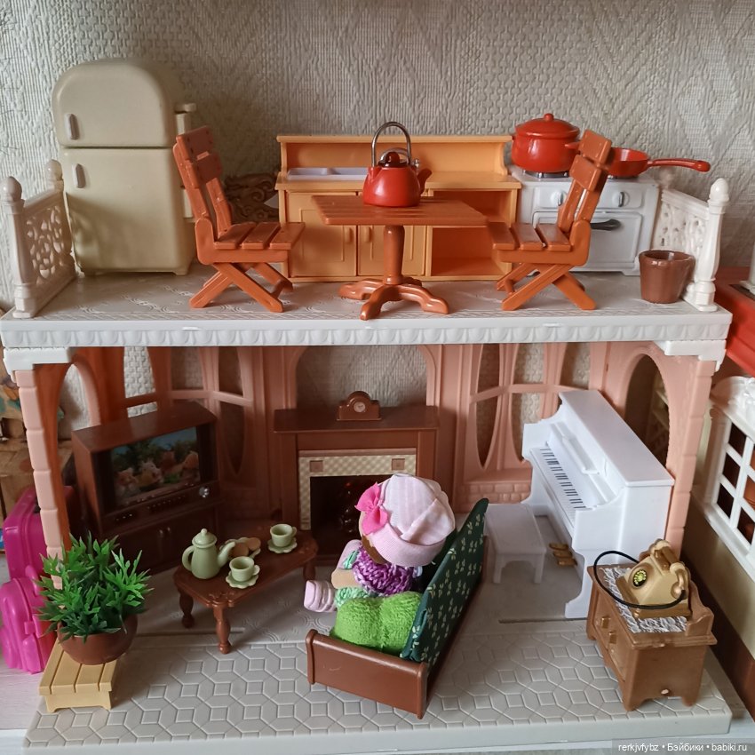 Лаура и компания — Sylvanian Families (Сильвания Фэмили): домики (фото 2)