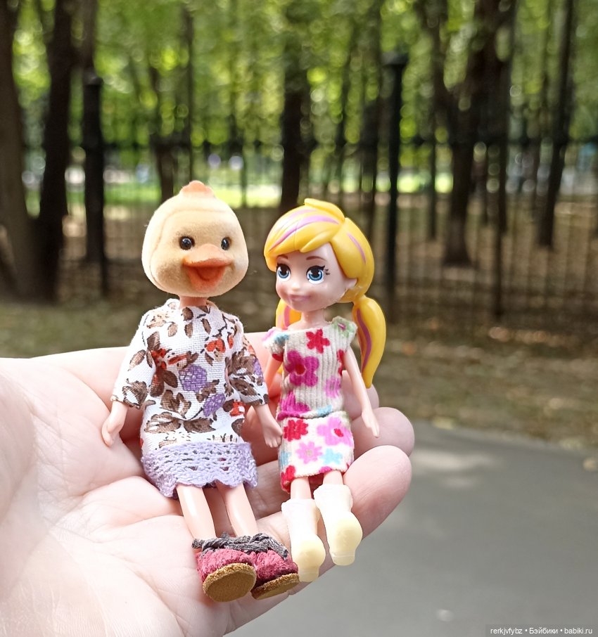 Мелочь очень любит фотографироваться)