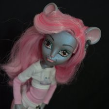 Замечательная мышка (крыска) от Monster high