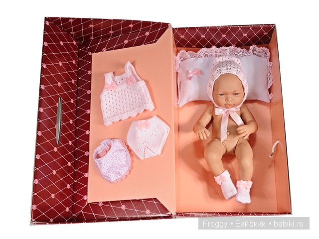 Сама Кукляша всего 37 см:-(