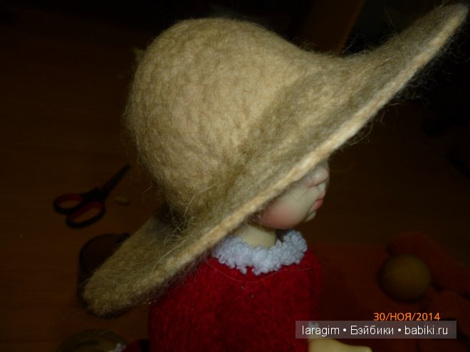 "Упала шляпа" или валяем шляпу для куклы | Бэйбики "Упала шляпа" или валяем шляпу для куклы