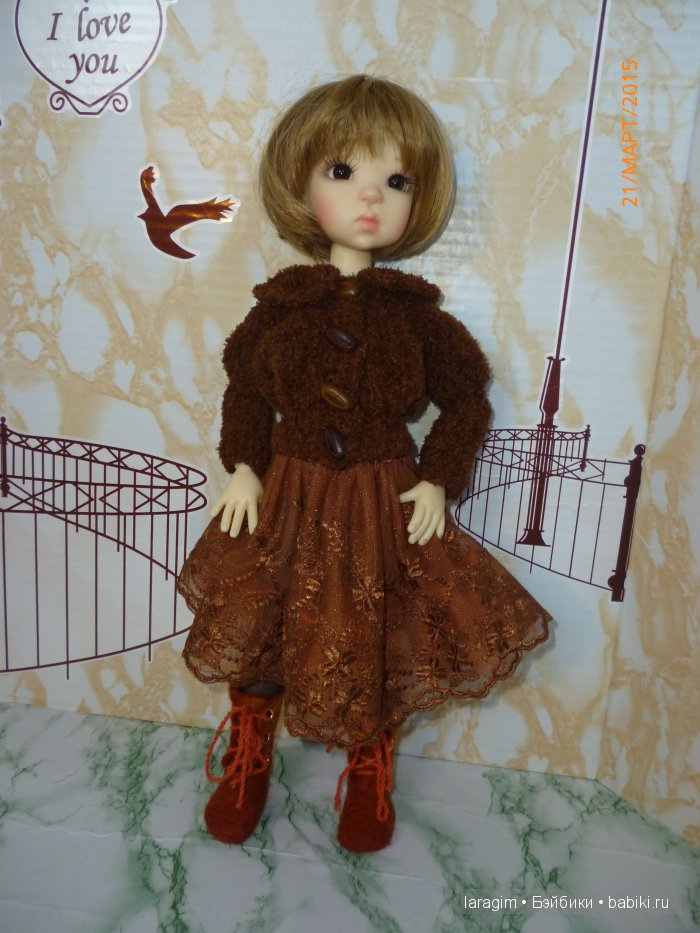 "Осенний поцелуй" или... одежда для Мей Мей от Kaye Eiggs своими руками