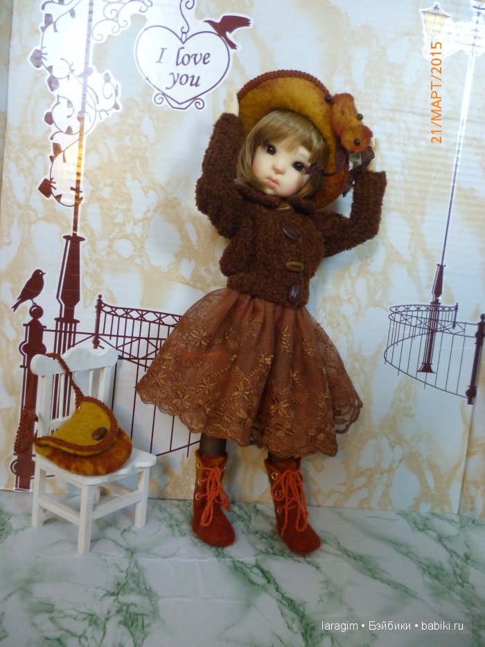 "Осенний поцелуй" или... одежда для Мей Мей от Kaye Eiggs своими руками