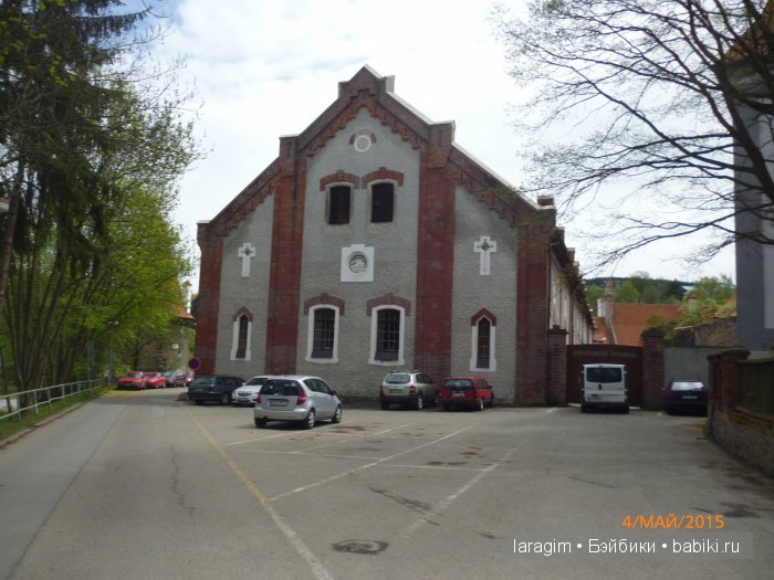 Стены, двери, витрины, улицы ...или мое большое путешествие