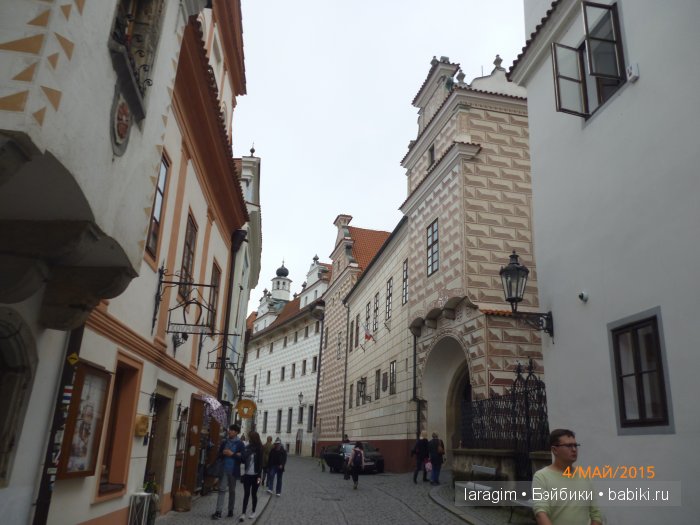 Стены, двери, витрины, улицы ...или мое большое путешествие