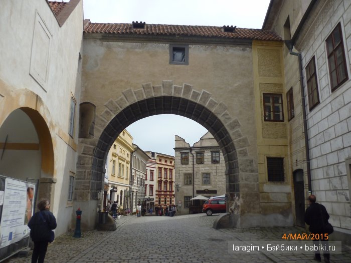 Стены, двери, витрины, улицы ...или мое большое путешествие