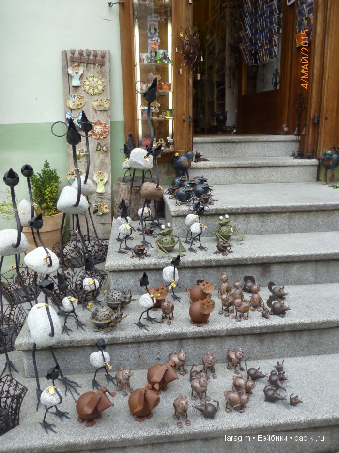 Стены, двери, витрины, улицы ...или мое большое путешествие