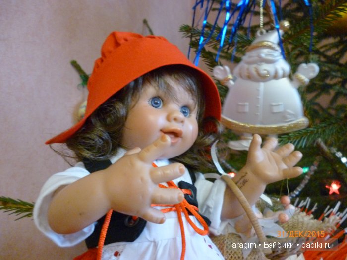 "По следам Красной Шапочки" или ... одежда для кукол Wichtel от Rosemarie Müller