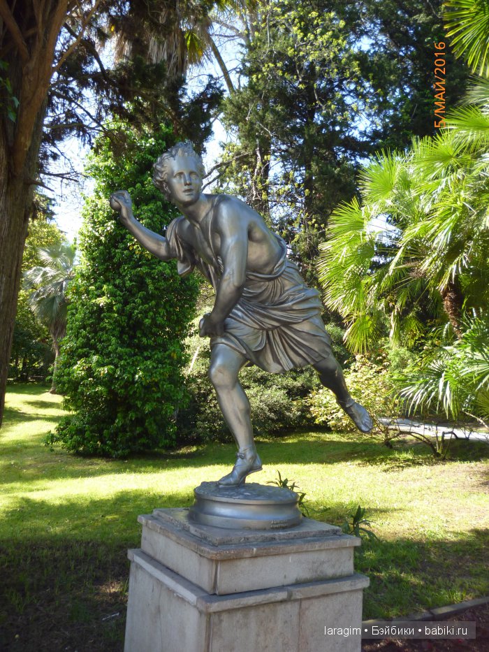 "В краю магнолий плещет море..." Дендрарий в Сочи. Верхняя и нижняя площадки