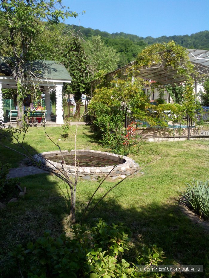 По святым местам - Новоафонский мужской и Троице-Георгиевский женский монастыри