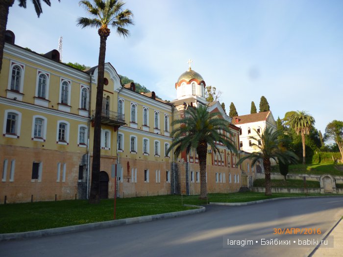 По святым местам - Новоафонский мужской и Троице-Георгиевский женский монастыри (фото 5)