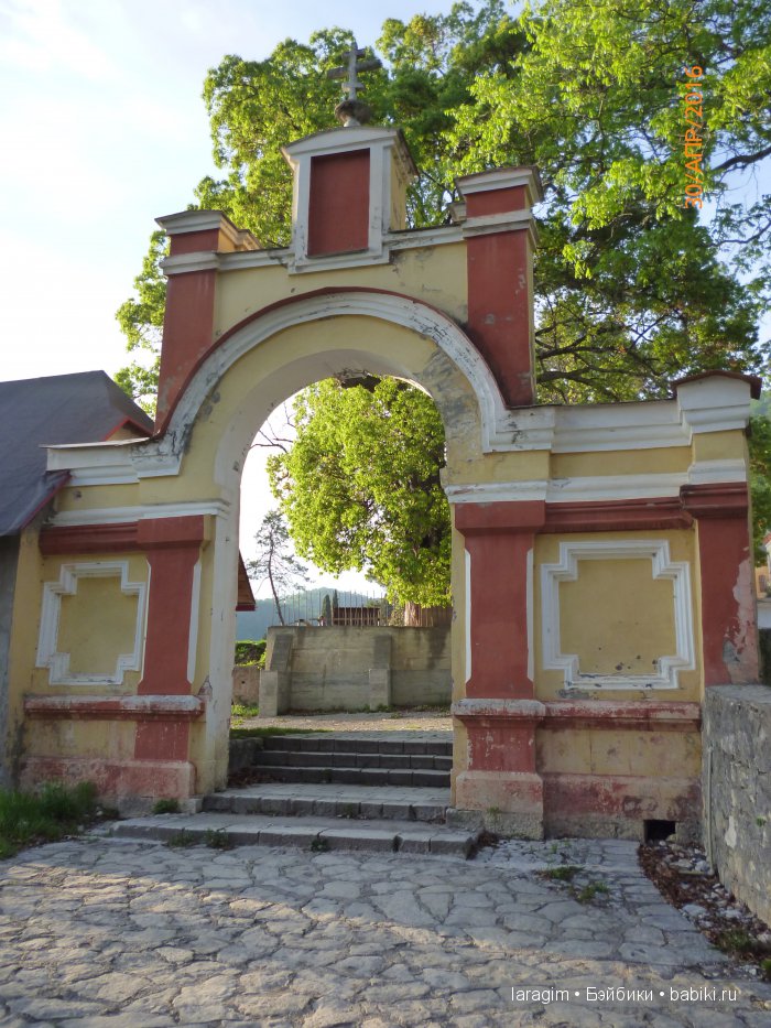 По святым местам - Новоафонский мужской и Троице-Георгиевский женский монастыри