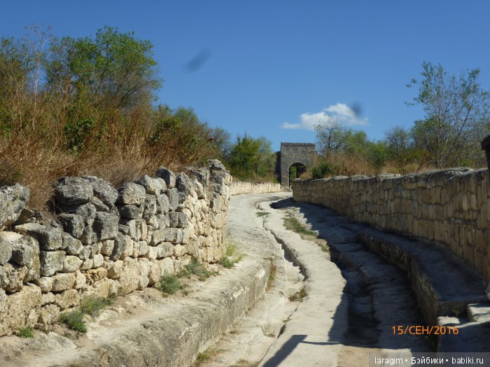 Чуфут-Кале. С любовью из Крыма