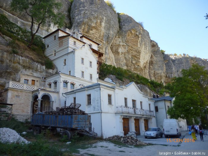 Чуфут-Кале. С любовью из Крыма (фото 2)