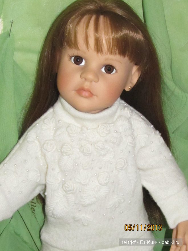 Мечтала научиться вышивать, и вот моя малышка Готц в обновке | Бэйбики Мечтала научиться вышивать, и вот моя малышка Готц в обновке (фото 2)