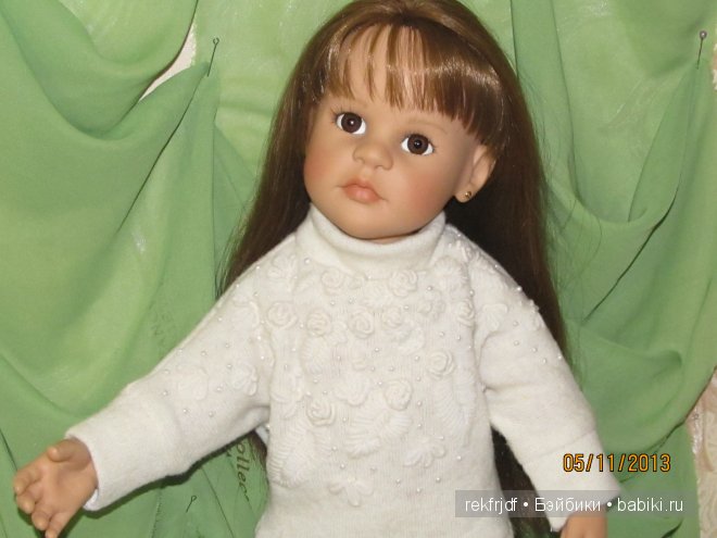 Мечтала научиться вышивать, и вот моя малышка Готц в обновке | Бэйбики Мечтала научиться вышивать, и вот моя малышка Готц в обновке