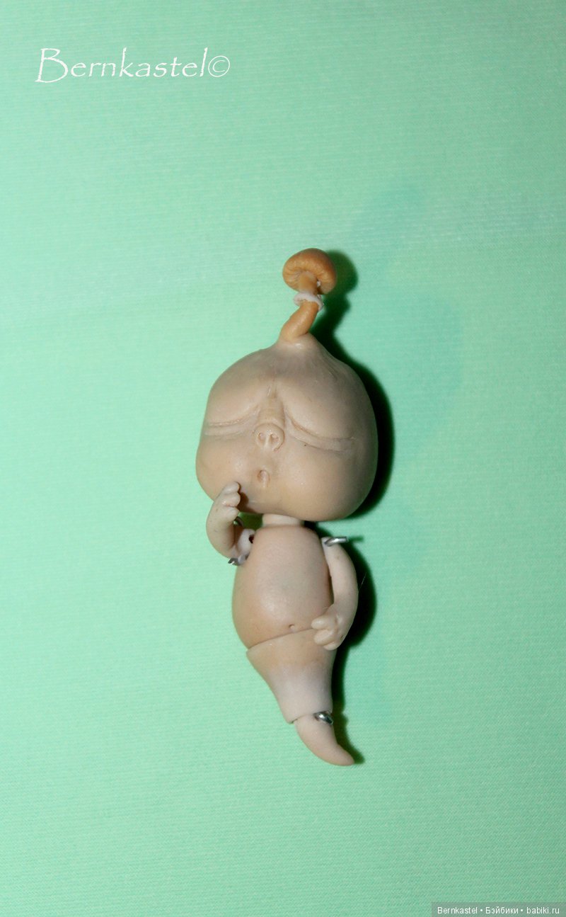 Шарнирная малютка Грибничка