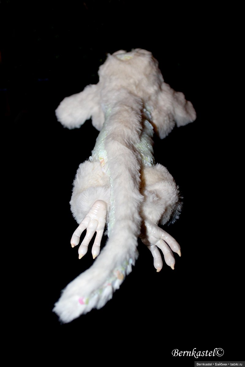 Дракон по мотивам "Бесконечной истории"