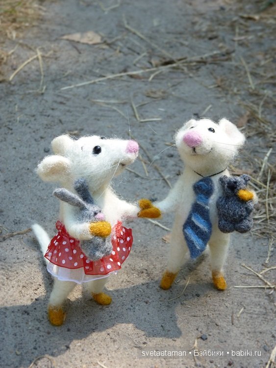 Влюблённые мышата. Авторские игрушки валянием из шерсти (фото 6)