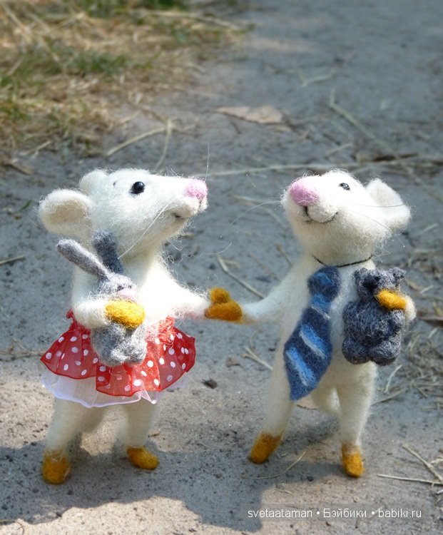 Влюблённые мышата. Авторские игрушки валянием из шерсти