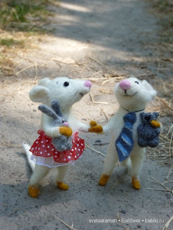 Влюблённые мышата. Авторские игрушки валянием из шерсти