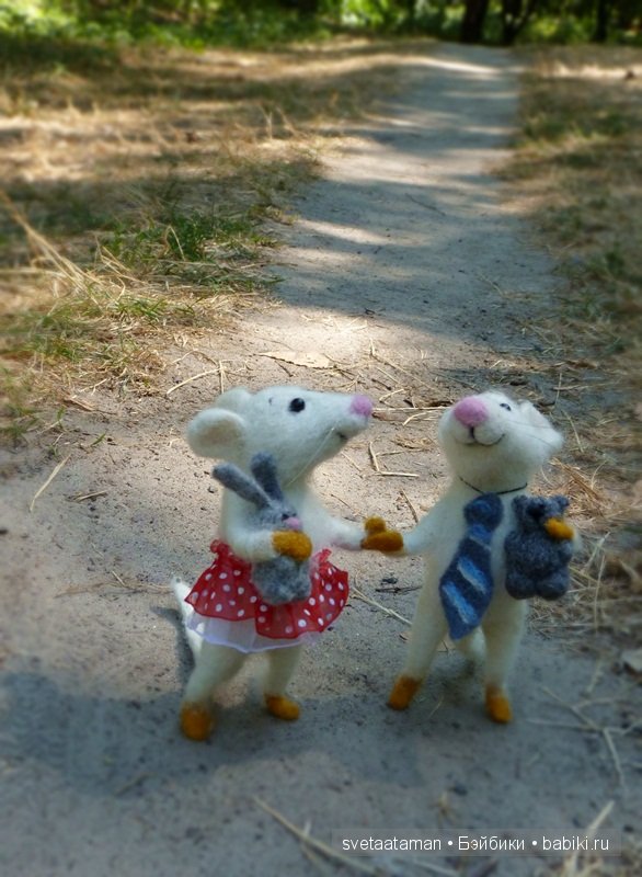 Влюблённые мышата. Авторские игрушки валянием из шерсти