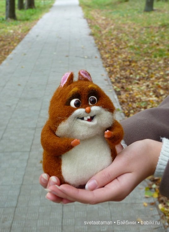 Кошечка Миттенс и хомячок Рино. Игрушки валянием из шерсти (фото 9)