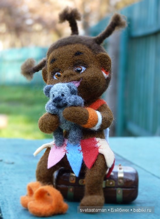 Ангелочек-путешественница. Авторская войлочная куколка