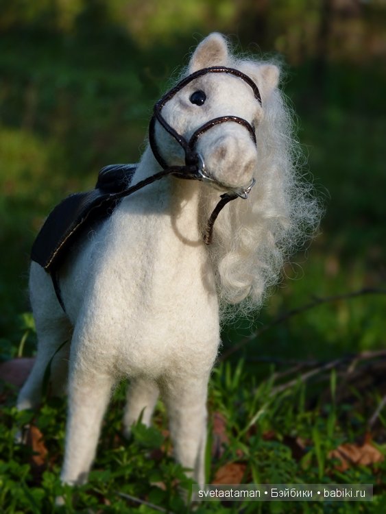 Ангелочек-путешественница. Авторская войлочная куколка