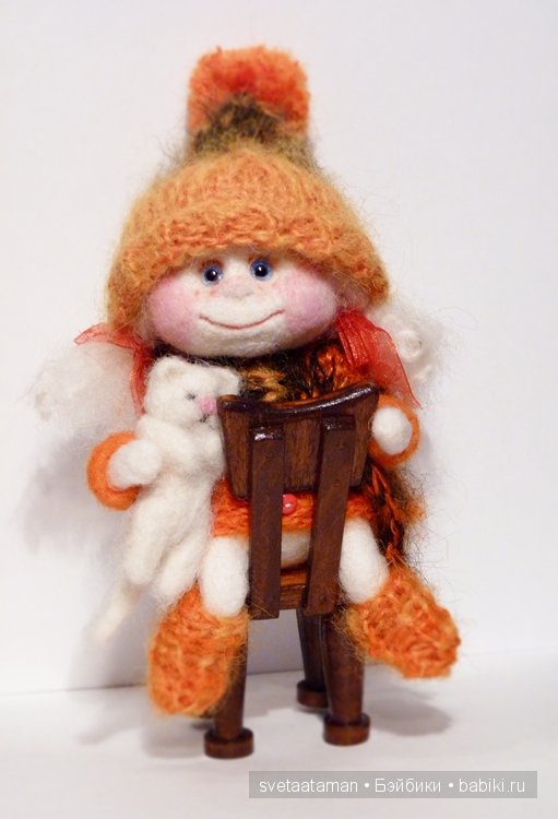 Авторская кукла из шерсти Снежка и Мурчик