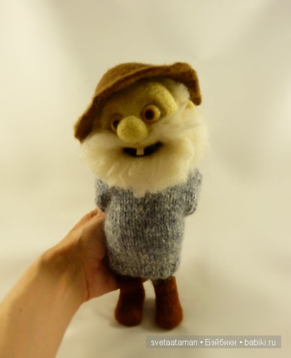 Дядюшка Ау. Игрушка валянием из шерсти своими руками (фото 4)