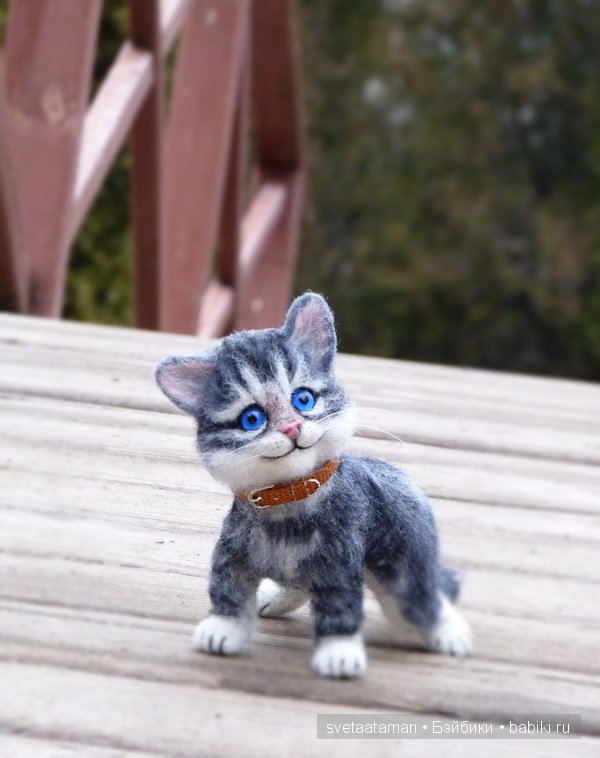 Мартовский котёнок. Игрушка валянием из шерсти ручной работы