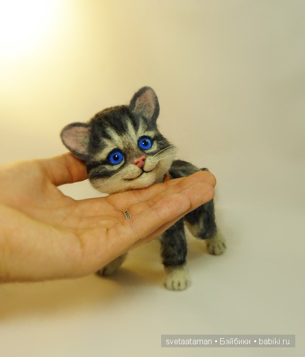 Мартовский котёнок. Игрушка валянием из шерсти ручной работы