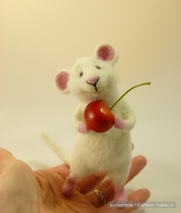 Мышонок со скейтом. Игрушка валянием ручной работы (фото 5)