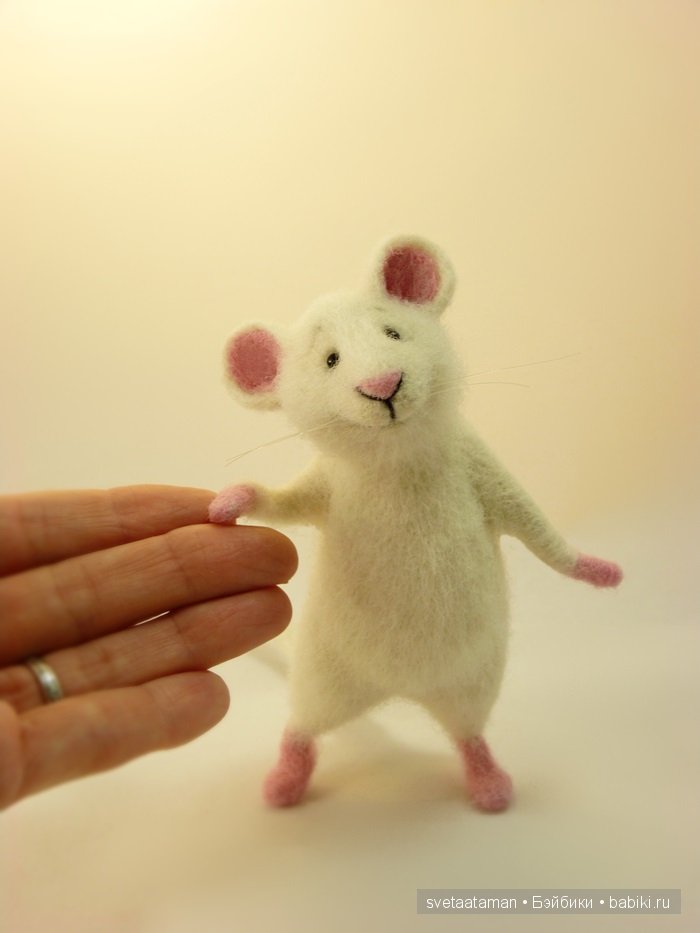 Мышонок со скейтом. Игрушка валянием ручной работы (фото 6)