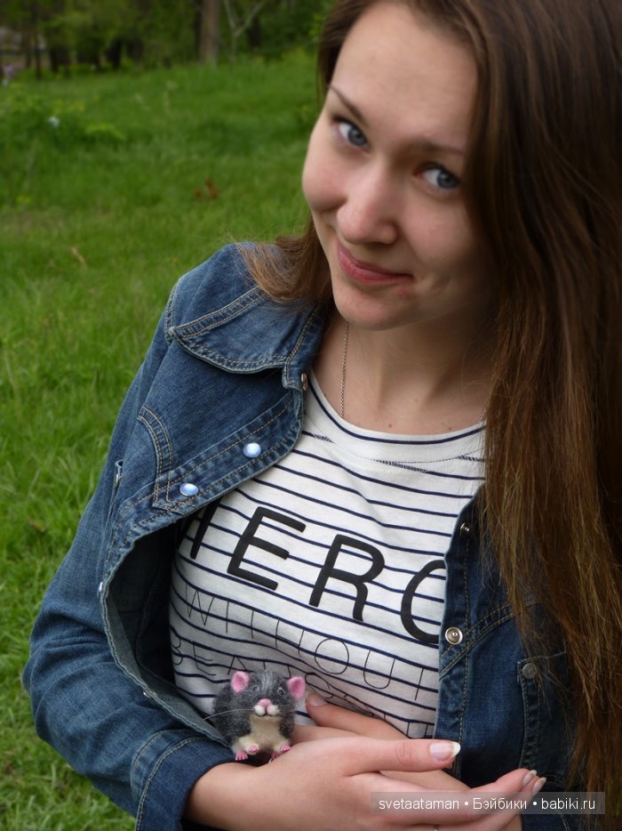 Ручной мышонок на скейтборде. Валяние из шерсти (фото 4)