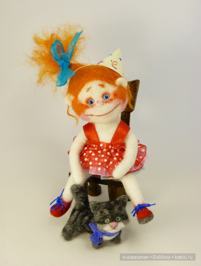 Рыженькая клоунесса, валяние куклы из шерсти (фото 4)