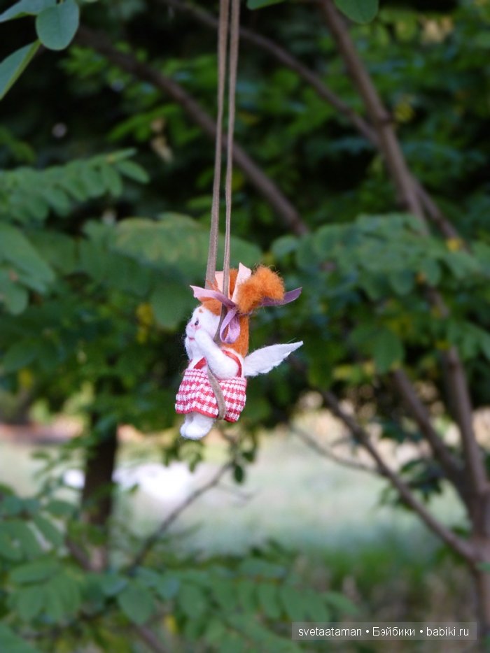 Кукла из шерсти для валяния - маленький рыжик