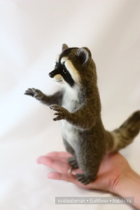 Енотик, ромашки и весна. Валяние из шерсти (фото 9)