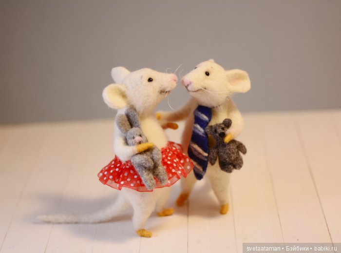 Парочка мышат валянием из шерсти