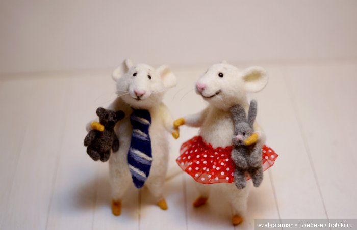 Парочка мышат валянием из шерсти