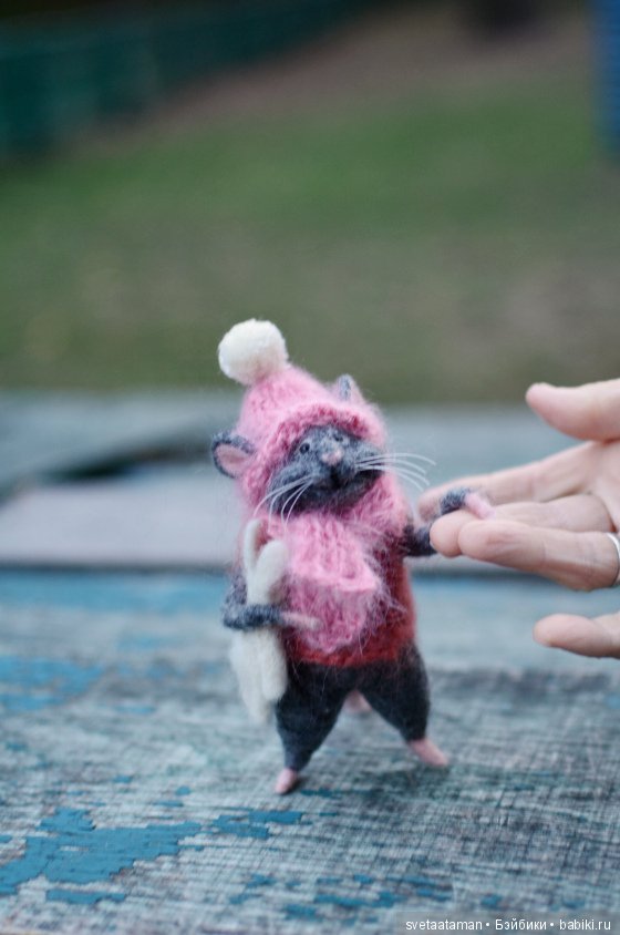 Мышата и другие — Валяные игрушки из шерсти: сухое валяние