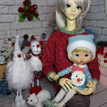 Кто ходит в гости 1 января? Конечно, Рисса с друзьями :) Новогодняя традиция