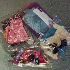 Одежда и обувь для Барби